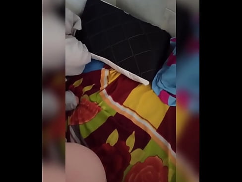 ❤️ Rakan sebilik saya tinggal di rumah seorang diri kerana suaminya pergi bercuti dan saya mengambil kesempatan menidurinya dan mengisi pantatnya dengan susu ❤️ Lucah berkualiti pada kami ❌❤